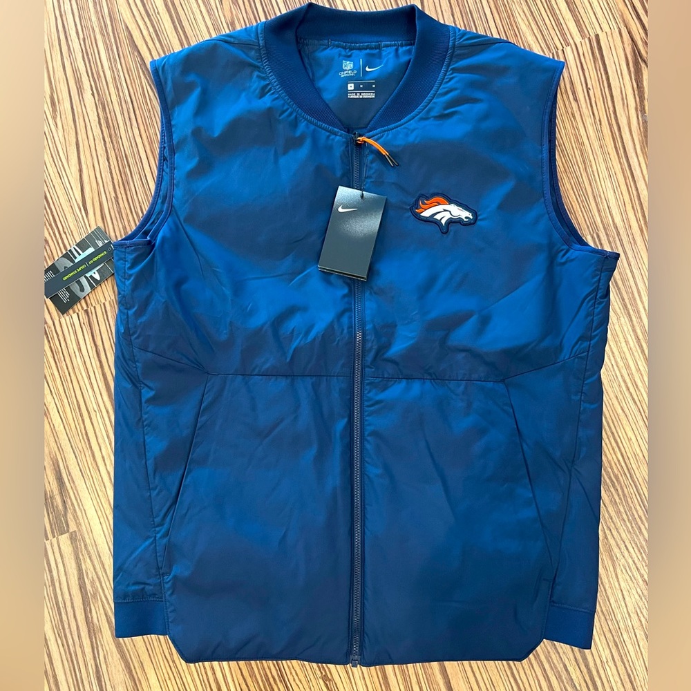 NFL Broncos vest size M